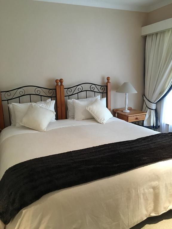 Four Pines Lodge Hermanus Exterior foto