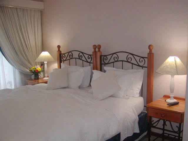 Four Pines Lodge Hermanus Exterior foto